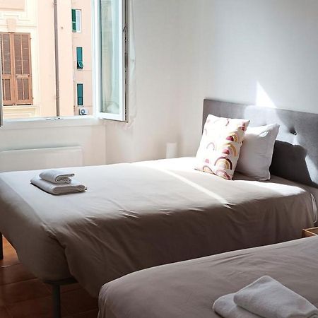 Nuova Casa Aprosio, Centrale E Vicina Al Mare Ventimiglia Exteriör bild